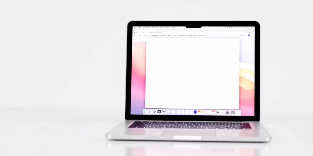 Apple-laite, jossa Safari-selain ja nopea selainkokemus.
